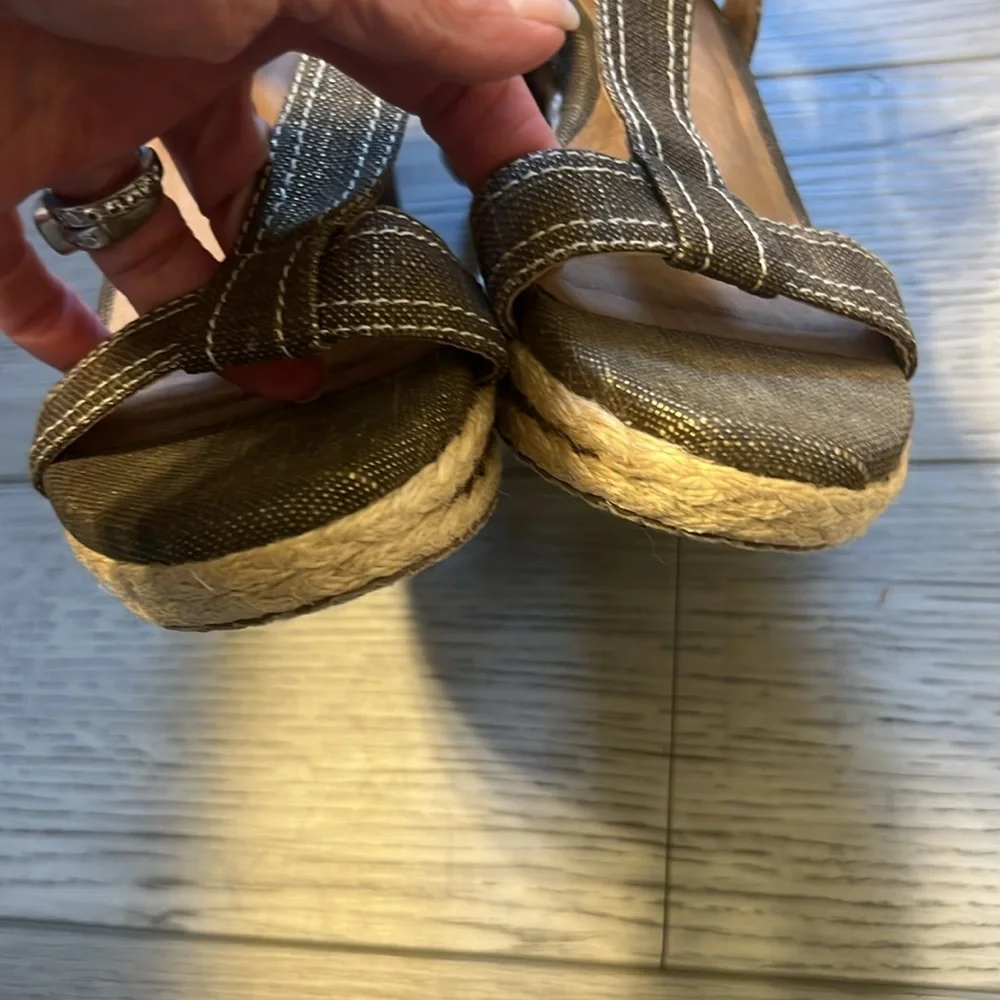 SuzZato Brown-Wedge Heel-Woven Piping-Size 38